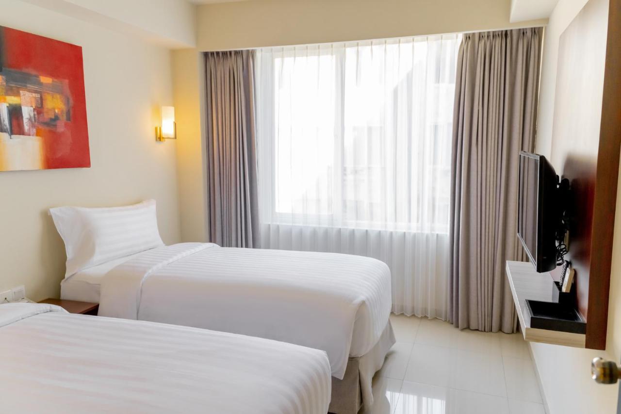 แอสตัน เดนพาซาร์ โฮเต็ล แอนด์ คอนเวนชั่นเซ็นเตอร์ Hotel เดนปาซาร์ ภายนอก รูปภาพ
