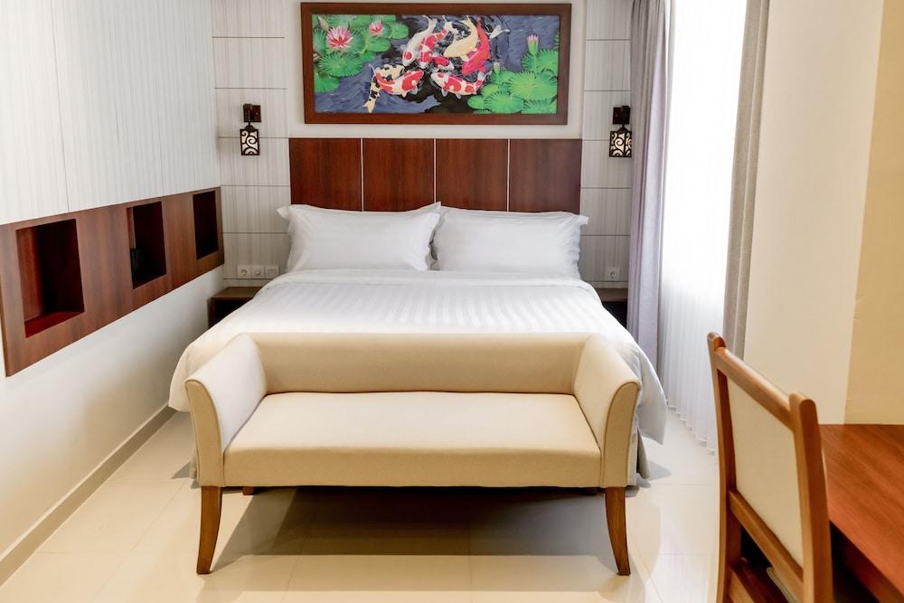 แอสตัน เดนพาซาร์ โฮเต็ล แอนด์ คอนเวนชั่นเซ็นเตอร์ Hotel เดนปาซาร์ ภายนอก รูปภาพ