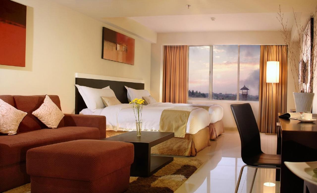 แอสตัน เดนพาซาร์ โฮเต็ล แอนด์ คอนเวนชั่นเซ็นเตอร์ Hotel เดนปาซาร์ ภายนอก รูปภาพ
