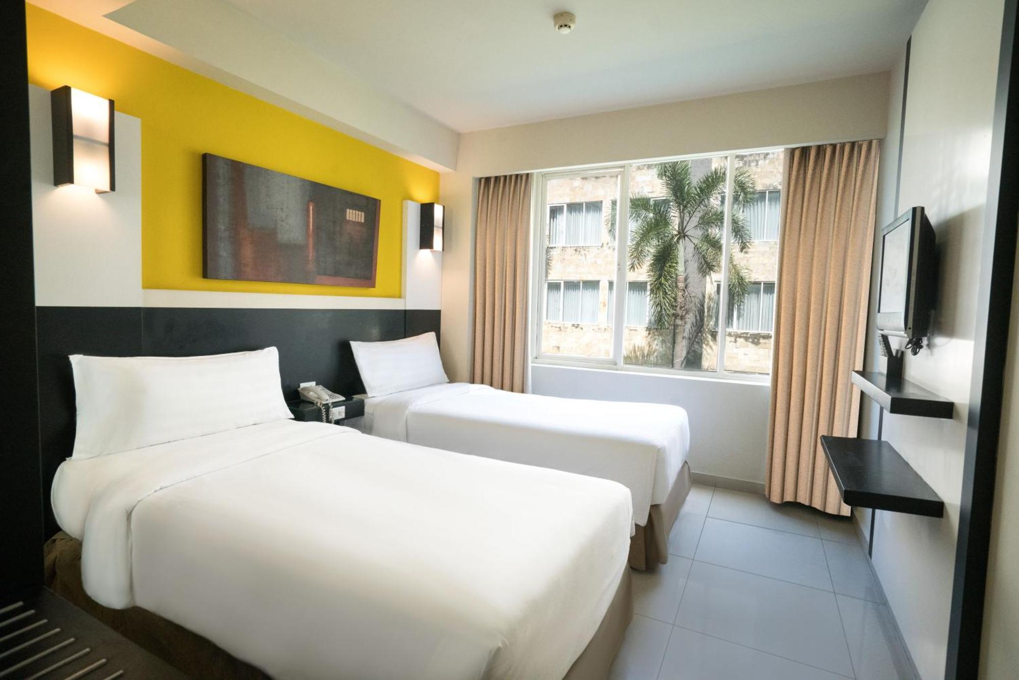 แอสตัน เดนพาซาร์ โฮเต็ล แอนด์ คอนเวนชั่นเซ็นเตอร์ Hotel เดนปาซาร์ ภายนอก รูปภาพ